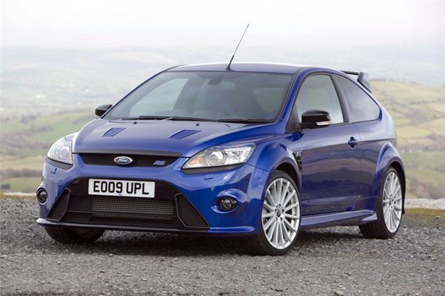 Ford Focus RS 2009 - Car Review Honest John