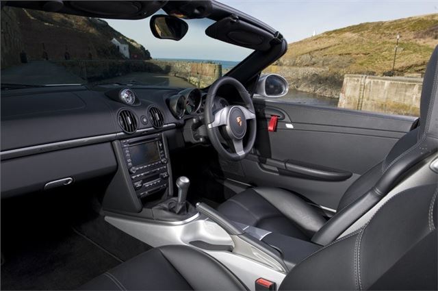 Porsche Boxster Spyder 2010 - Car Review - Interior | Honest John