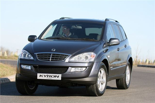 Ssangyong~Kyron~(3).jpg