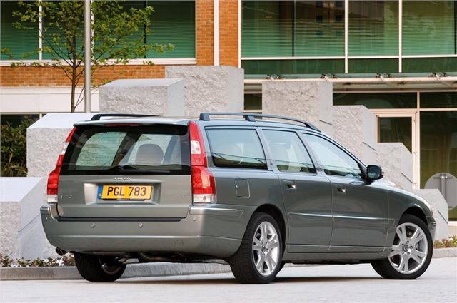 Volvo V70\/XC70 2000  Car Review  Honest John