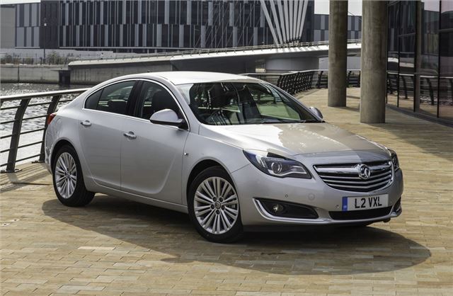 Vauxhall Insignia Facelift 13 Road Test Road Tests Honest John