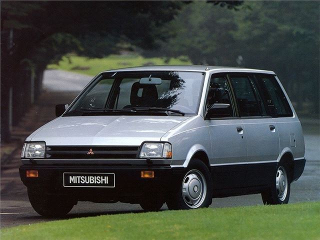 Mitsubishi Space Wagon D05 Classic Car Review Honest John
