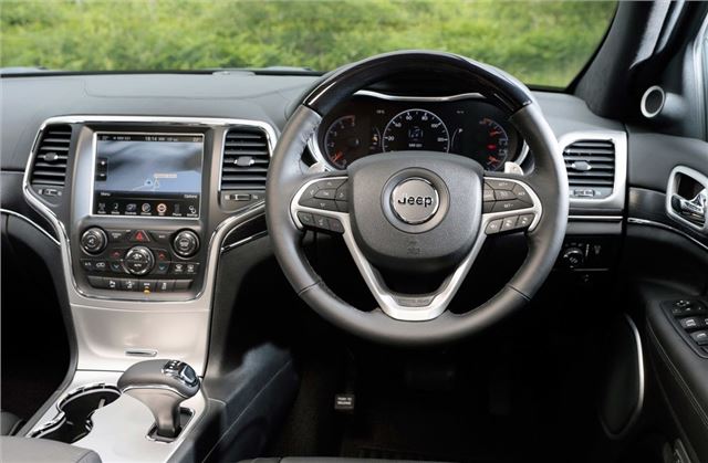 Jeep Grand Cherokee 2011 - Car Review - Interior | Honest John