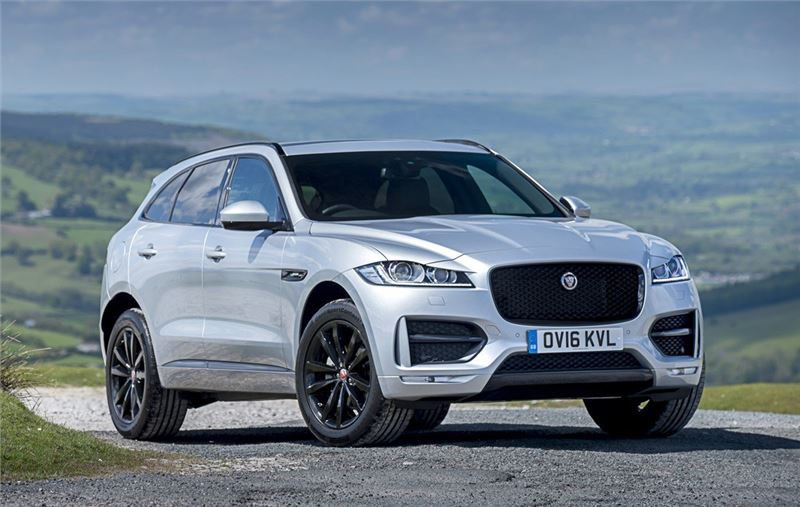 jaguar f pace isofix