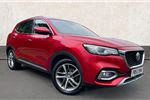 2022 MG HS
