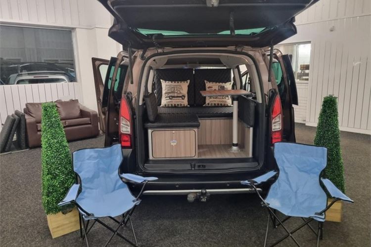Partner camper van shop