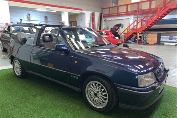 1 Vauxhall Astra Convertible Gte Classic Cars For Sale Classic Cars