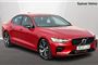 2022 Volvo S60 2.0 B5P R DESIGN 4dr Auto