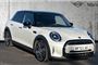 2022 MINI Hatchback 5dr 1.5 Cooper Exclusive 5dr Auto